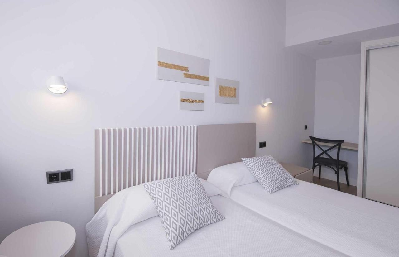 AdosadoDuplex Marea Baja 3 Zona Playa Ideal familias parejas y amigos Llanes Exterior foto